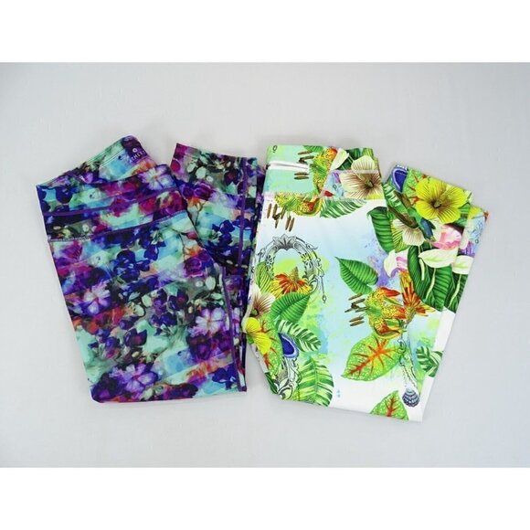 Lot of 2 Athleta Leggings Sz M Floral Workout Running Yoga Cropped Pocket‎ - Picture 1 of 8